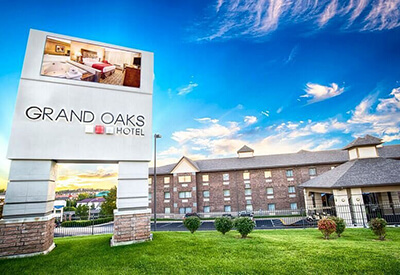 Grand Oaks Hotel Branson Coupons
