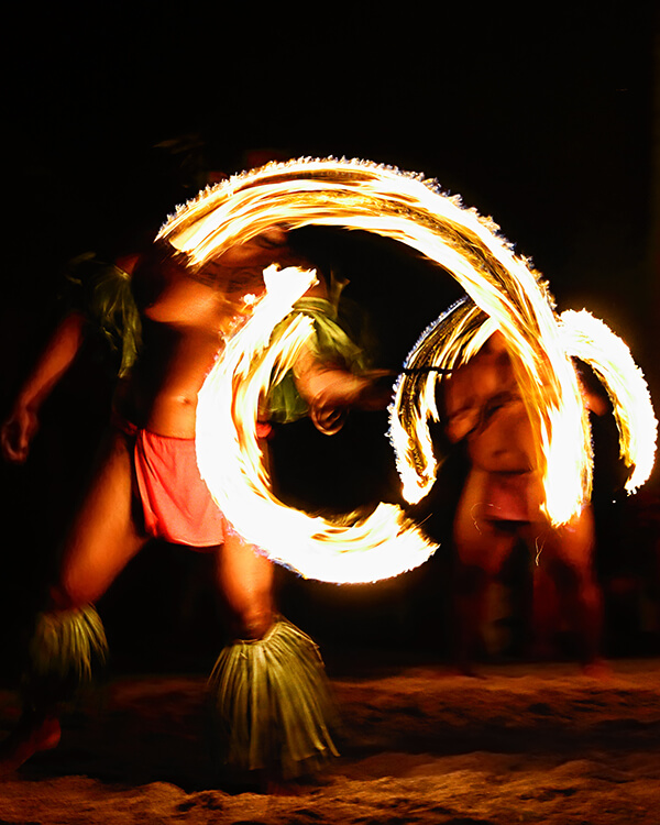 Hawaii Shows Nightlife